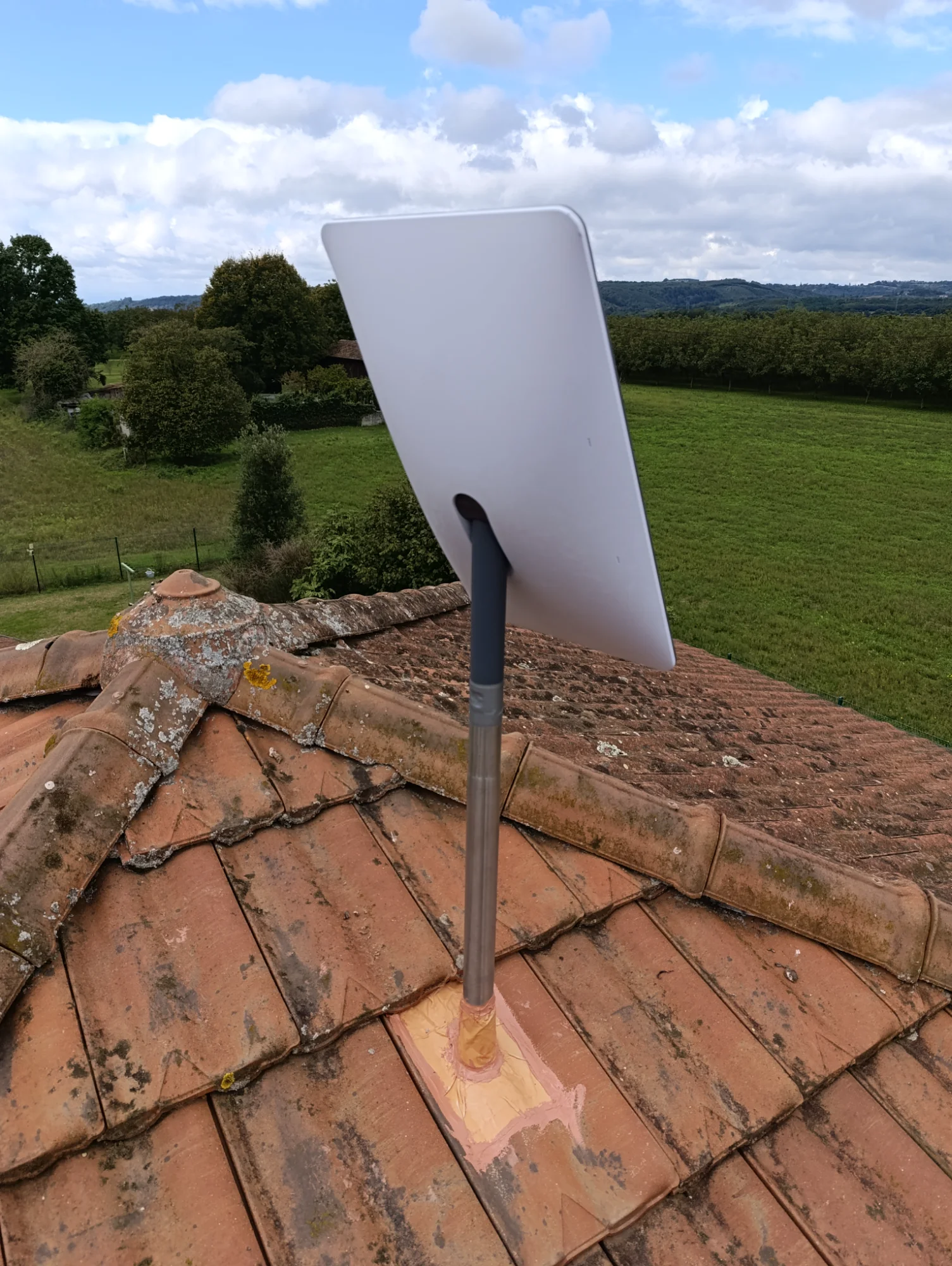 Installation Starlink sur tuiles